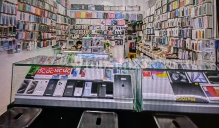 For sale, Shop at Ambassador Mall 3rd Floor A. Strategic location.