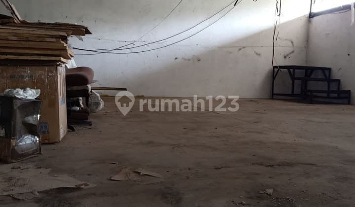 Gudang Siap Pakai di Cipondoh Tangerang
