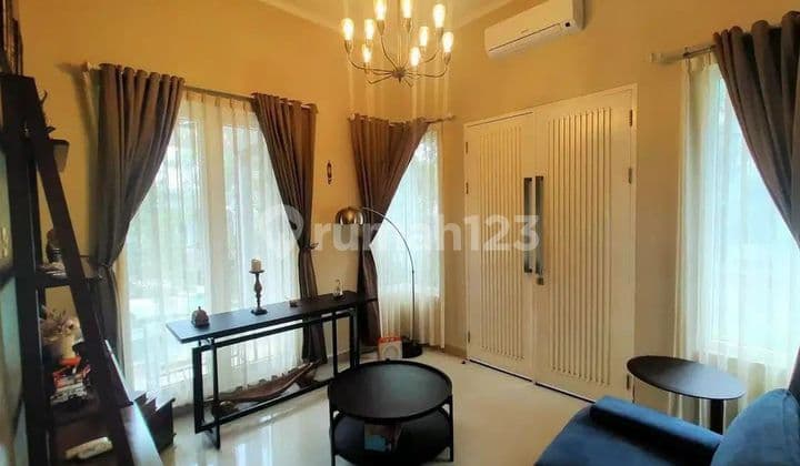 FOR SALE CHEAP HOOK HOUSE FULLY FURNISHED CIGADUNG GREENDLAND CLUSTER