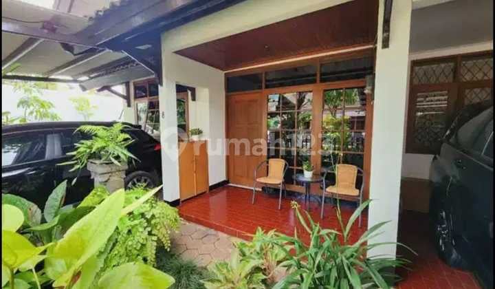 DIJUAL RUMAH TERAWAT DI ARCAMANIK ENDAH DEKAT GRIYA