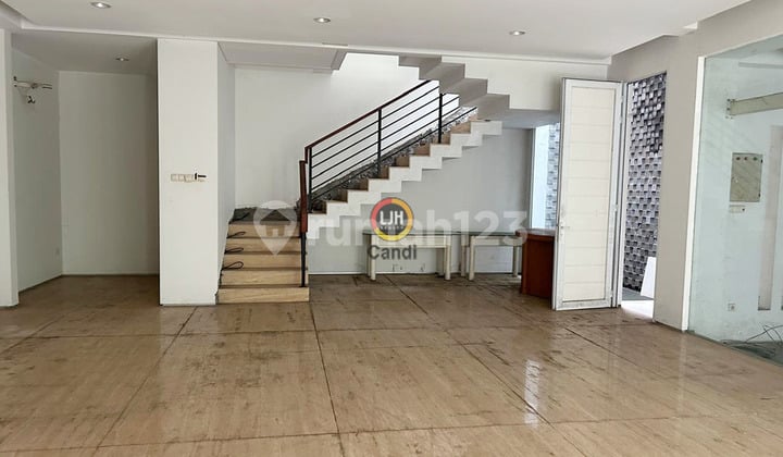 Rumah di Candi Golf Residence Bukit Golf Semarang