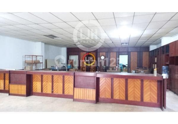 Jual / Sewa Kantor di Gambiran Semarang Tengah. Harga Sewa Rp. 300Jt/Th