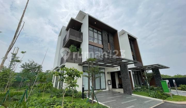 DIJUAL RUMAH CONTOH FULL FURNISHED 4+1 KAMAR TANAH 245m DI MORIZEN SUMMARECON BEKASI