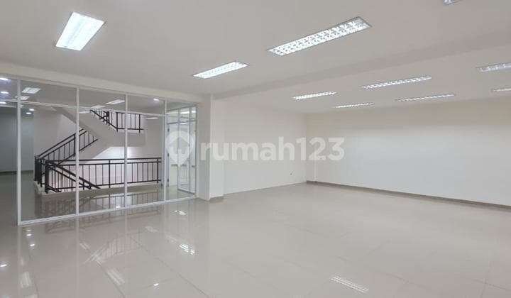 For Sale, Linked Shophouse in Gading Serpong, Tangerang, Move-in Ready
