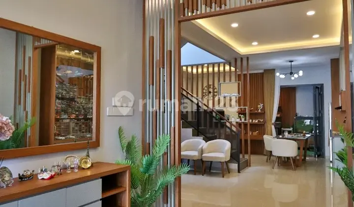 Rumah Bagus Murah Turun Harga Siap Huni di Pondok Indah