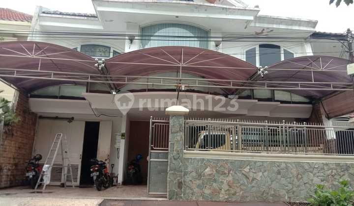 Rumah 2 Lantai Dekat Pakuwon City Siap Huni Strategis Mulyosari Mas