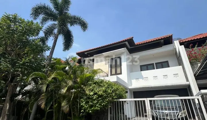 House Graha Family Surabaya Near Bdg and Citraland