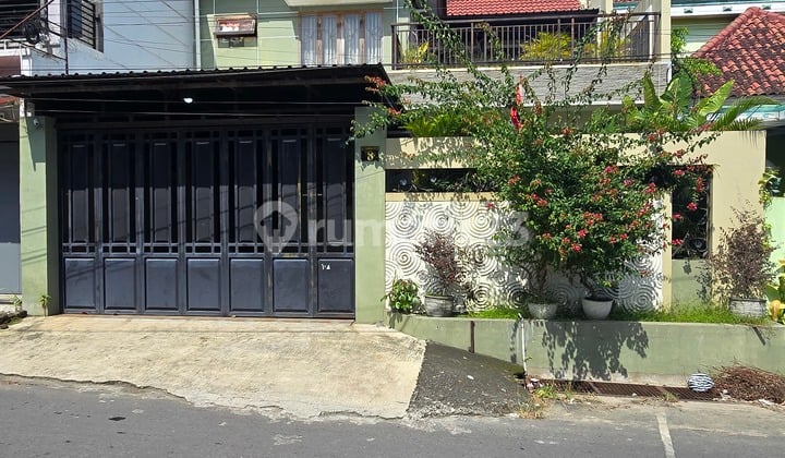 Rumah Bagus Siap Huni di Mojosongo Jebres Solo