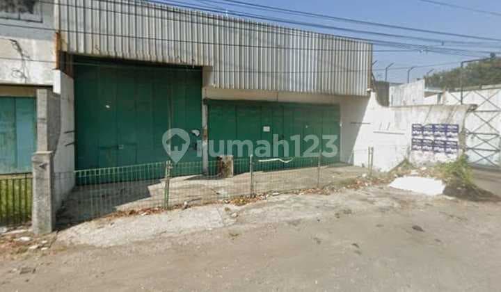 Gudang dan Toko Strategis di Jalan Adi Sumarmo Banyuanyar Solo