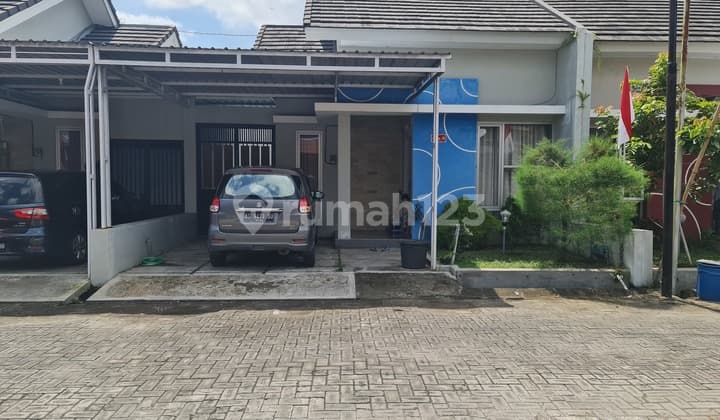 Rumah bagus minimalis cluster dekat kampus uns solo