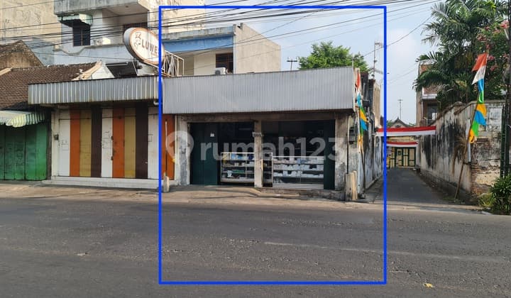 Tanah strategis di jalan di Jalan Dr.Rajiman Laweyan Solo
