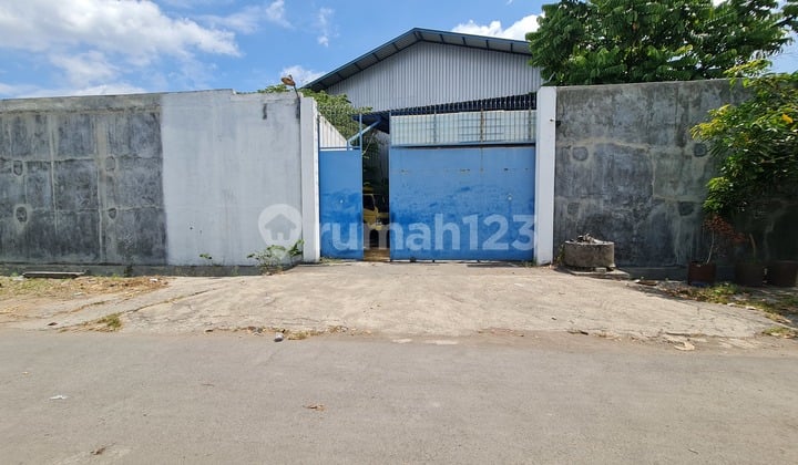 Gudang bagus siap pakai di dekat solo baru