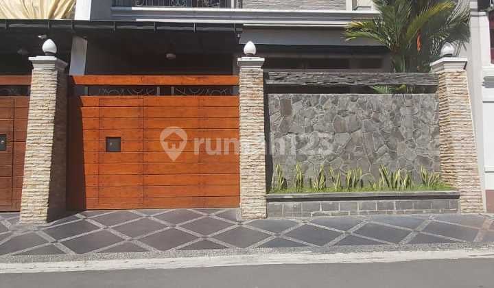 Rumah mewah siap pakai di colomadu solo