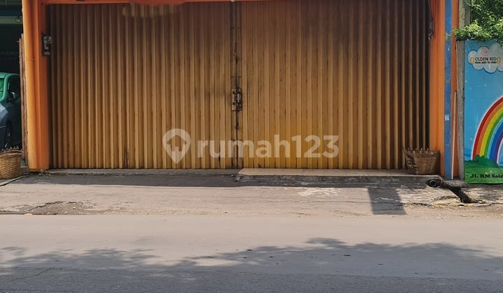 Tanah strategis di pinggir jalan dekat manahan solo