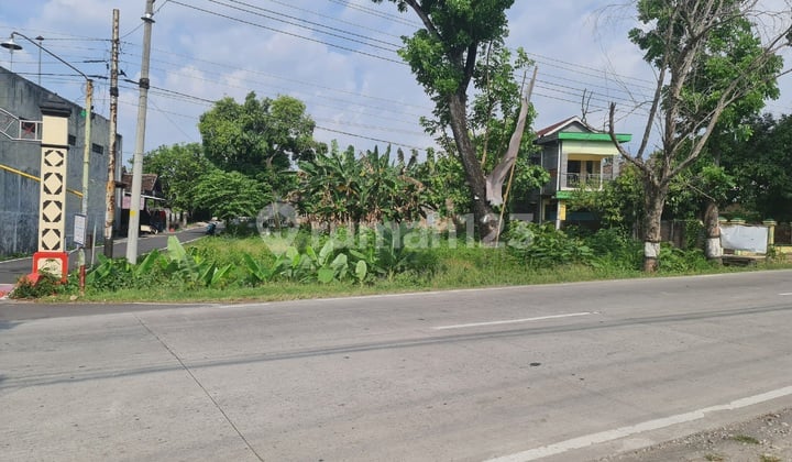 Tanah Strategis 1000m2 Di Jalan Solo Purwodadi Gondangrejo Solo