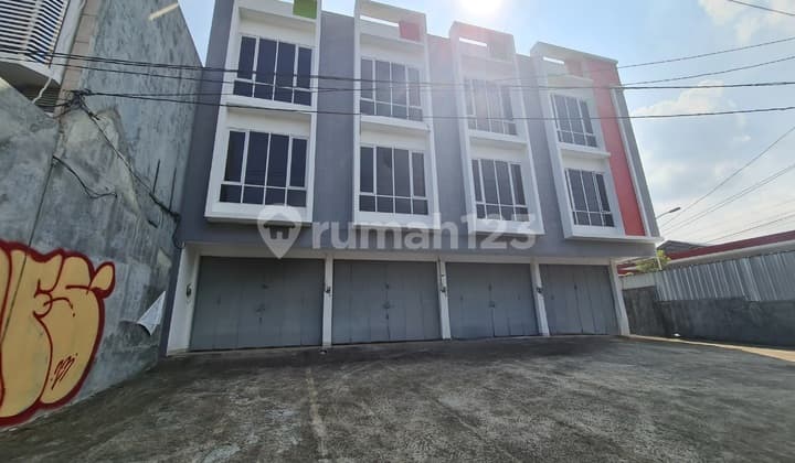 Ruko baru strategis dekat masjid raya sheikh zayed solo