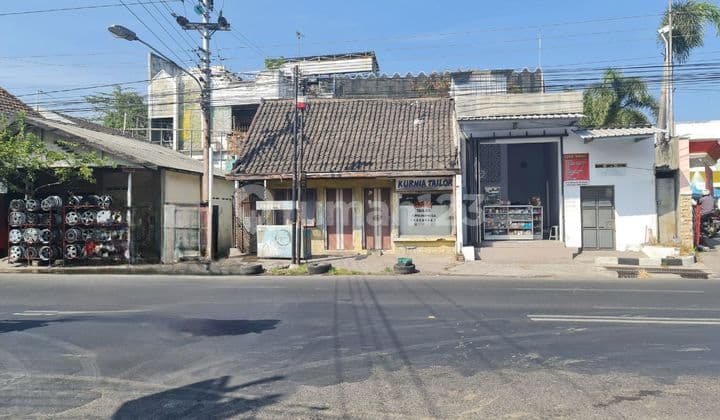 Tanah Strategis Pinggir Jalan Dokter Radjiman Laweyan Solo