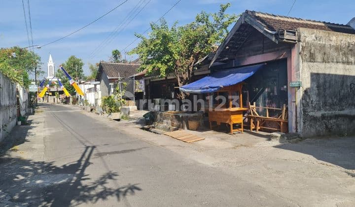 Rumah Hitung Tanah Dekat Solo Baru di Serengan Solo