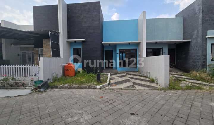 Rumah Hitung Tanah Di Perumaham Cluster Sapen Jaten Mojolaban Solo