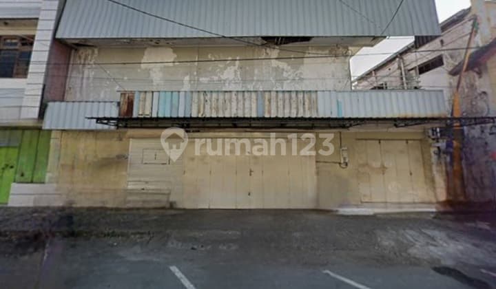 Ruang usaha bagus dekat pasar klewer solo