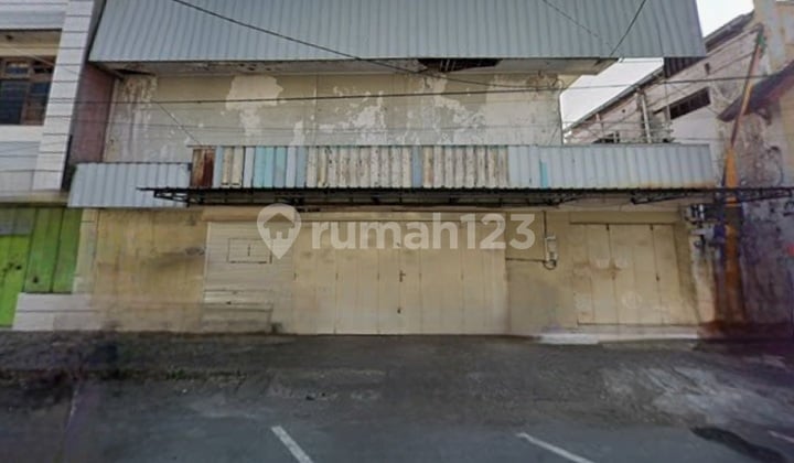 Ruang usaha bagus dekat pasar klewer solo