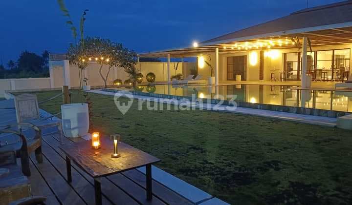 Villa Jalan Pantai Nyanyi SHM