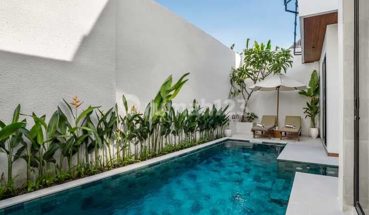 Brand New Vila Di Kerobokan Kuta.