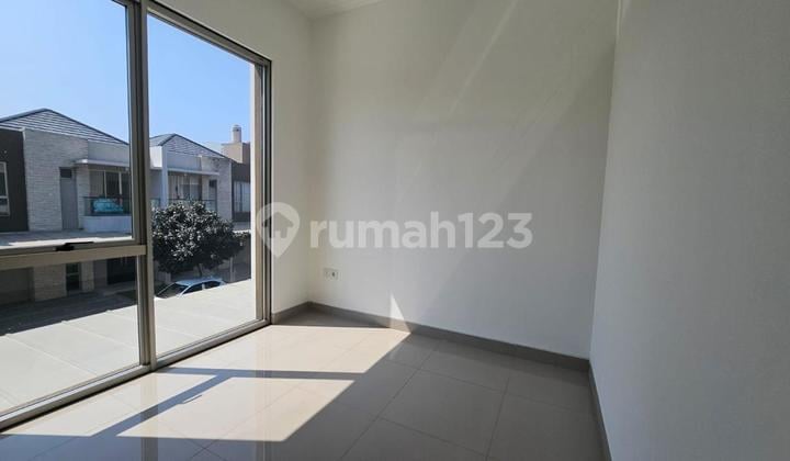 Jual Rumah 2 Lantai Pik 2 Uk 8X12,5M Kosongan Standard