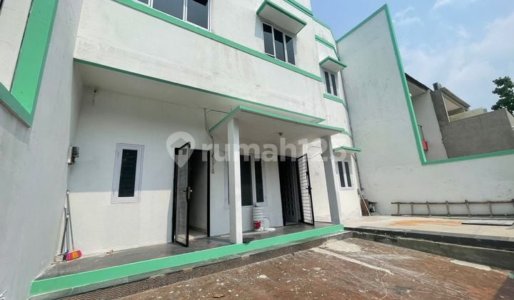 sewa rumah grisenda PIK uk 10x20m kosongan