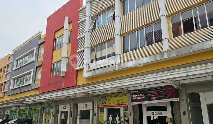 Ruko Strategis Siap Pakai di Sinpasa Summarecon Bekasi