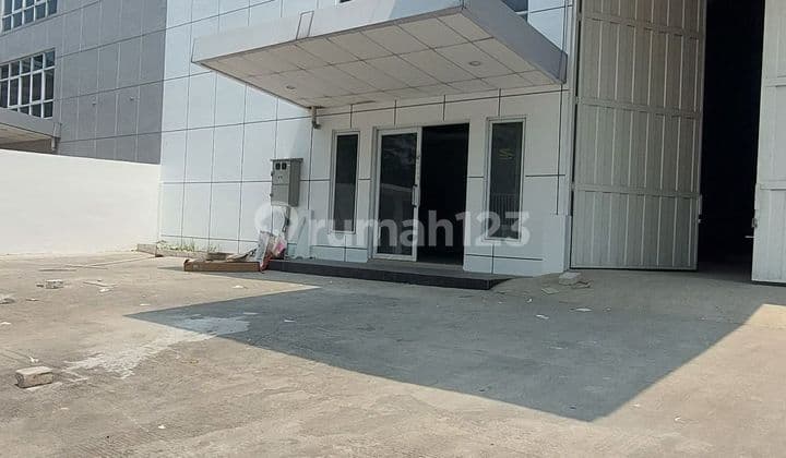 Gudang Baru Renov Delta Silicon 3 Lippo Cikarang