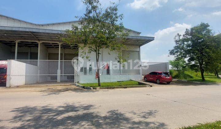 Gudang Loading Dock Siap Pakai Delta Silicon 3 Lippo Cikarang