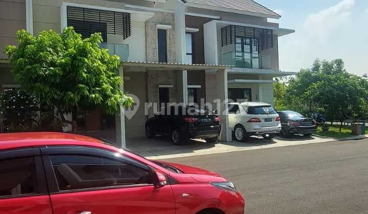 Rumah Selangkah ke Club House di Burgundy Summarecon Bekasi