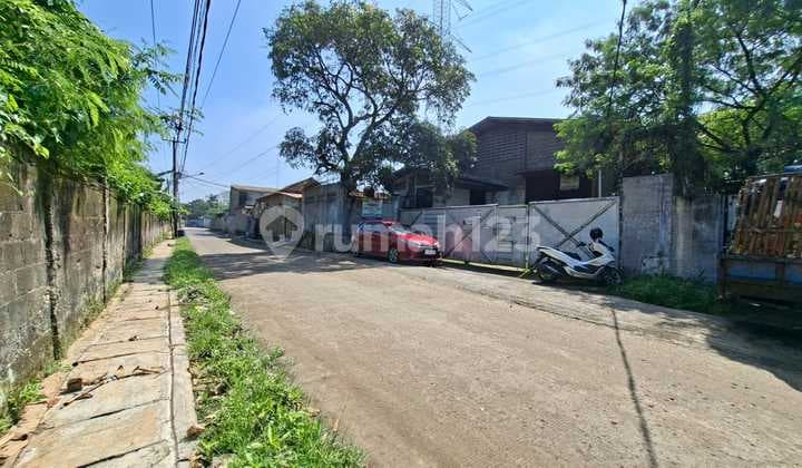 Gudang Bekas Pabrik di Area Industri di Bantar Gebang Bekasi