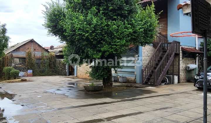 Magnificent House with Pavilion Building Bonus in Pondok Kopi, East Jakarta