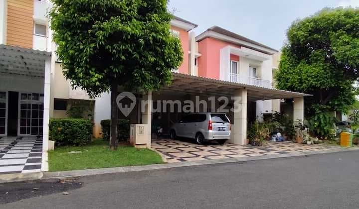 Cool House 10 Meters Wide in Beautiful Environment at Summarecon Bekasi