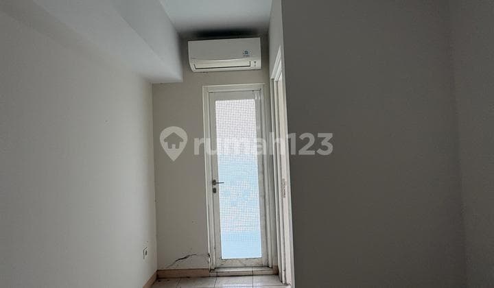 Quick Sale 2BR Apartment The Springlake Summarecon Bekasi