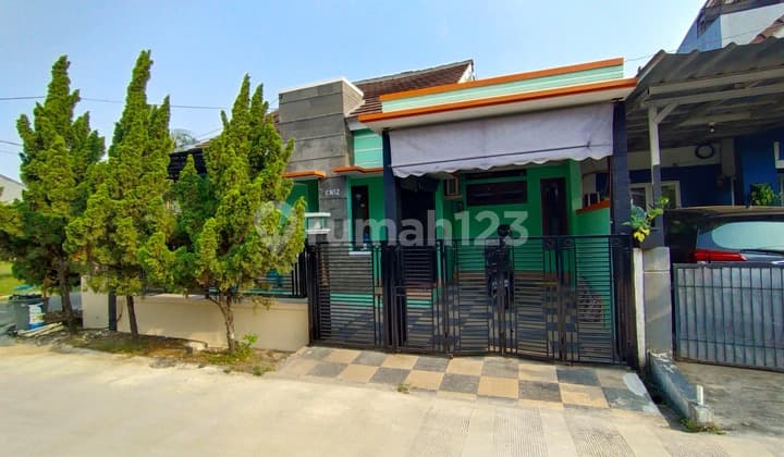 Dijual Cepat Rumah Huk di Villa Mutiara Gading 2 , Bekasi