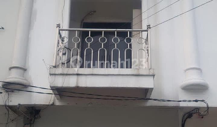 For Rent: 4-Story Shop House in Rawamangun, East Jakarta