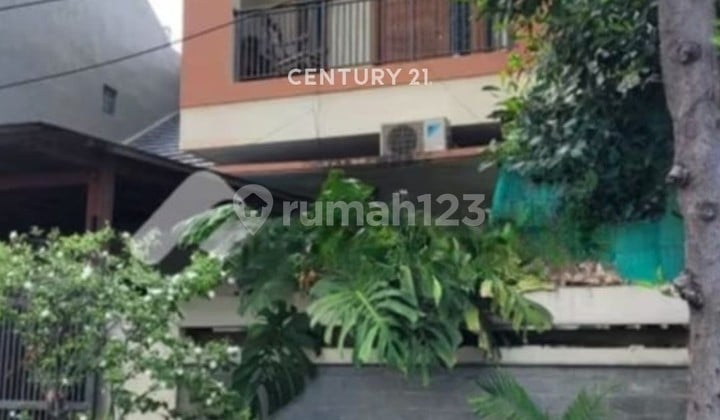 House in Percetakan Negara, Central Jakarta