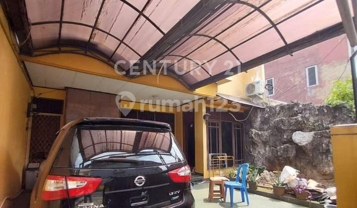 2-Story House Location Johar Baru Central Jakarta