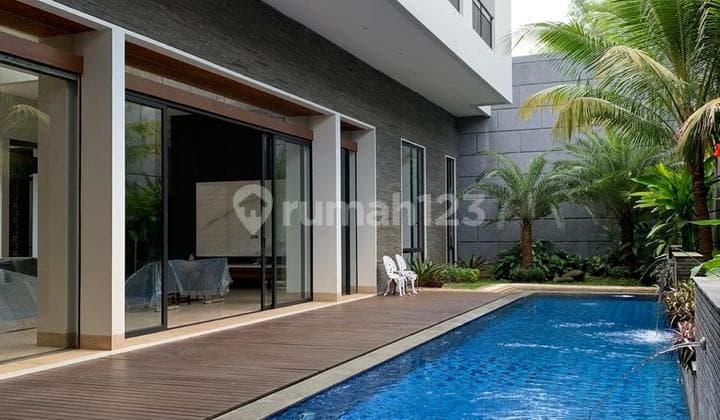Rumah Luxury Karya Arsitek Ternama Di Bsd