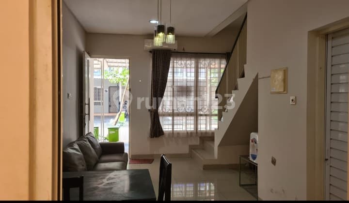 Rumah Cantik Minimalis Kawasan Rindang Asri Lokasi Terdepan di BSD Residence One