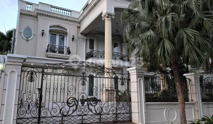 Rumah Mewah Di Intercon Taman Kebon Jeruk Full Furnished