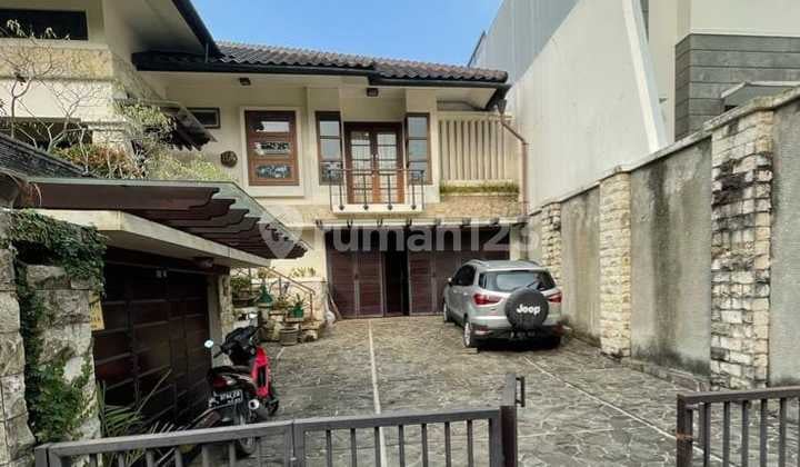 Rumah Asri Lokasi Hijau Terdepan Di Bsd City , Bsd City
