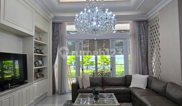 Sell Fast Luxury House Fully Furnished Facing Park In Bsd