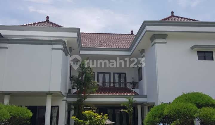 Rumah Mewah Asri Lokasi Premium Strategis di BSD