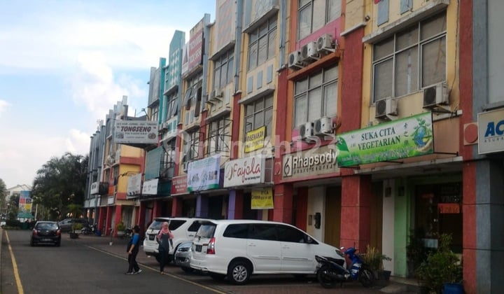 Ruko Murah Strategis Jarang Ada Harga Menarik Hadap Jakan Raya Ramai Lokasi Summarecon Mall Serpong Di Gading Serpong