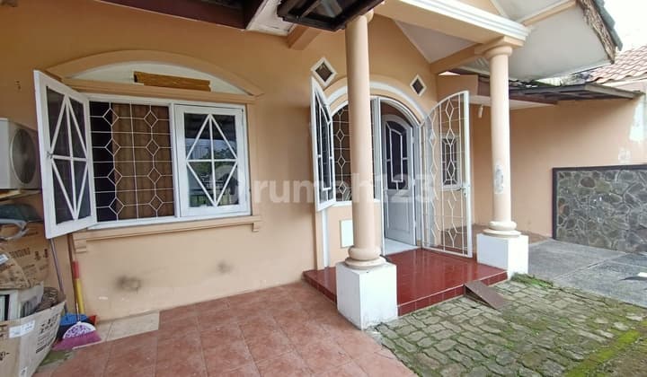 Disewakan Rumah 2 Lantai Di Bumi Mas Raya Tangerang