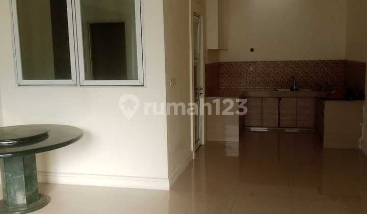 Rumah 2 Lantai Di Premier Golf Residence pgr Modernland